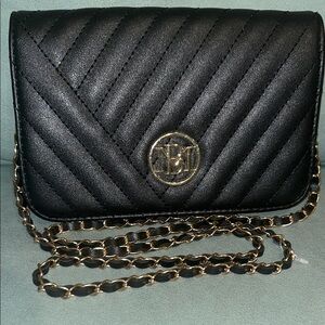 Badgley Mischka Black Women's Vegan Leather Camera Bag NWOT